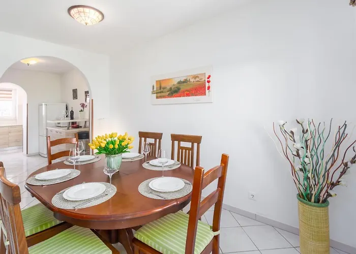 Nyaraló House Oliva