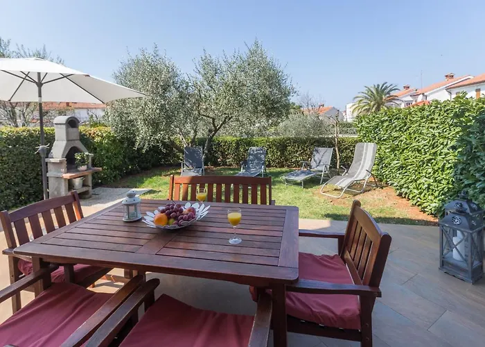 House Oliva Ferienhaus *