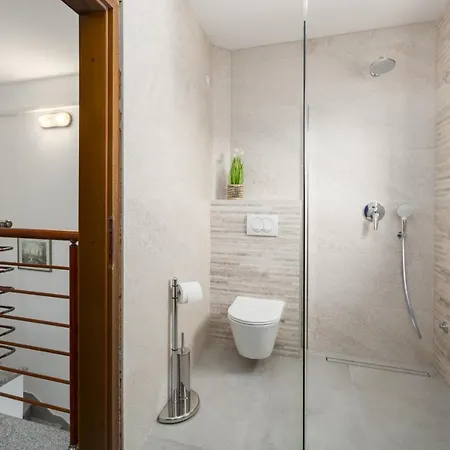 Vikendica House Oliva