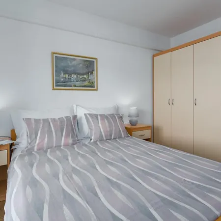 Vikendica House Oliva *
